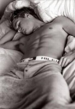 lucas entrant de dormir